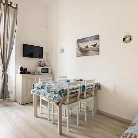 Leo Holiday Homes Deiva Marina Eksteriør bilde